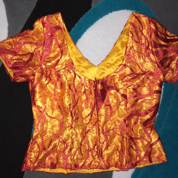 Top - Picture 3 of 3